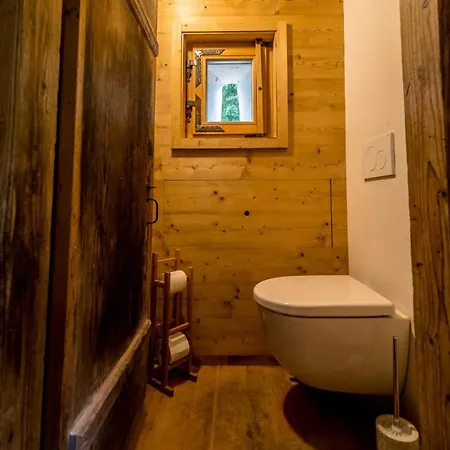 Chalet The Poetic By Exclusive *